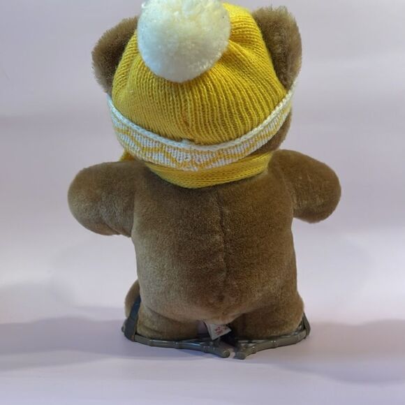 1988 Dakin Hand Crafted Snow Time Bear Plush - Snowshoes - Good Housekeeping EUC - Picture 3 of 11